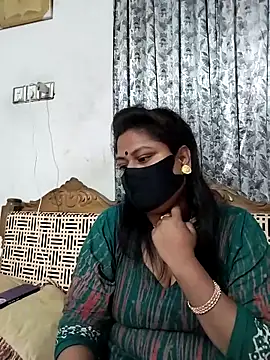 Snapshot of munni-506 chatting on February 16, 8:05 pm munni-506 online show from February 16, 8:05 pm