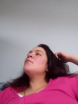 LinaGlow  online show from November 20, 8:47 am