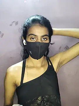 Snapshot of Thaper_Meera2 chatting on May 13, 8:23 am Thaper Meera2 online show from May 13, 8:23 am