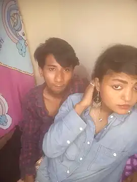 Snapshot of Freakingromance chatting on February 9, 1:59 pm Freakingromance online show from February 9, 1:59 pm