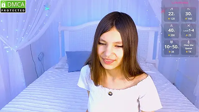 Little  Lunaa online show from March 19, 10:41 am