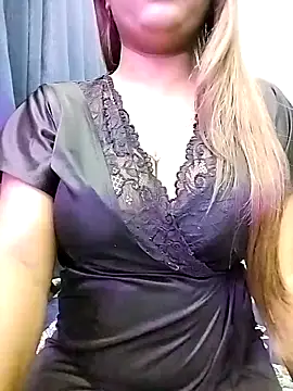 LoveLy-Soneya online show from April 7, 7:20 am