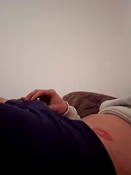 seulementme online show from November 12, 3:56 pm