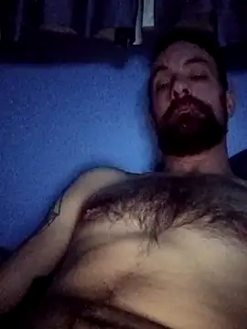 Snapshot of D0ntM1ndM3 chatting on December 16, 8:08 am D0ntM1ndM3 online show from December 16, 8:08 am