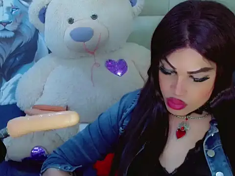 Snapshot of NharaBigCock chatting on November 8, 7:34 pm NharaBigCock online show from November 8, 7:34 pm