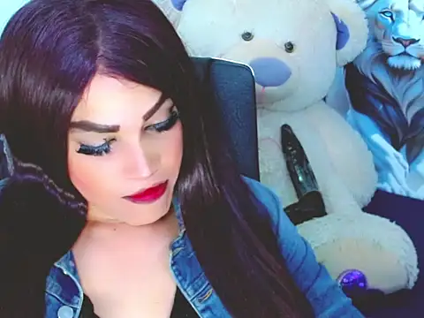 Snapshot of NharaBigCock chatting on November 16, 8:14 pm NharaBigCock online show from November 16, 8:14 pm