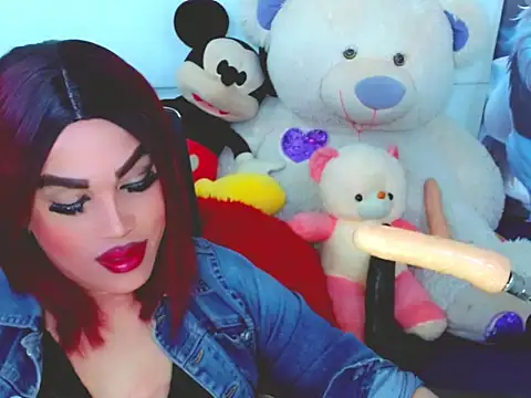 Snapshot of NharaBigCock chatting on November 19, 7:25 pm NharaBigCock online show from November 19, 7:25 pm