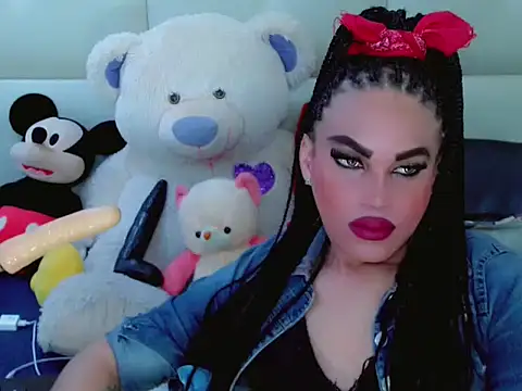 Snapshot of NharaBigCock chatting on November 28, 12:19 pm NharaBigCock online show from November 28, 12:19 pm