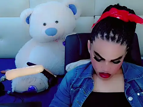 Snapshot of NharaBigCock chatting on December 4, 7:11 pm NharaBigCock online show from December 4, 7:11 pm