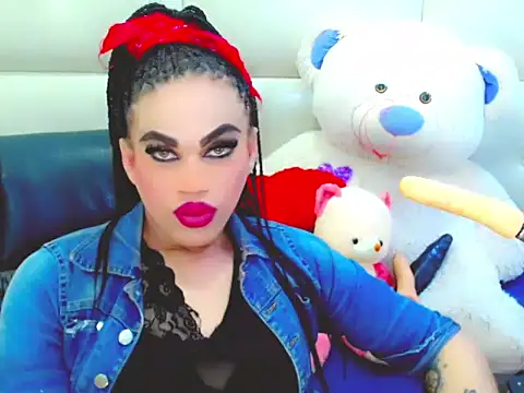 Snapshot of NharaBigCock chatting on December 16, 7:30 pm NharaBigCock online show from December 16, 7:30 pm