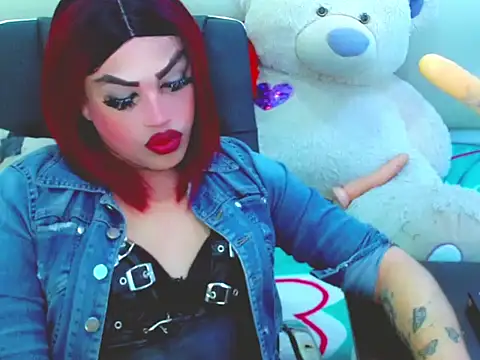 NharaBigCock online show from April 10, 6:23 pm