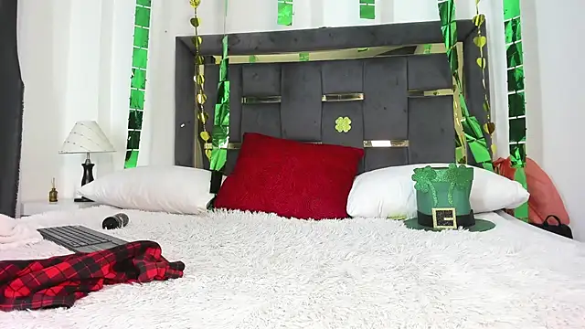 CatleyaSmith online show from March 13, 12:34 pm