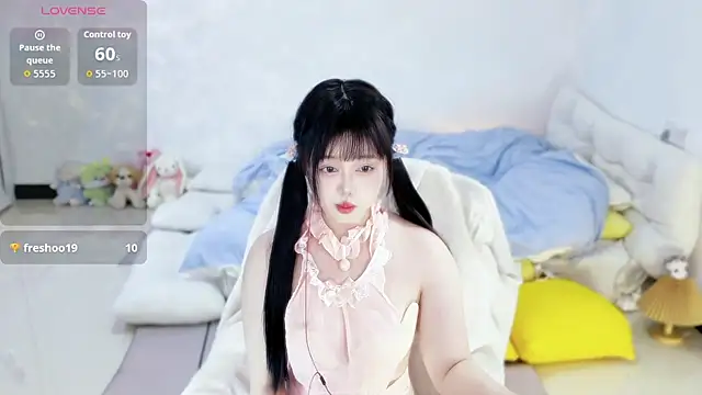 Nina37 online show from April 17, 8:06 am