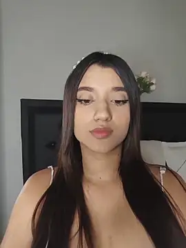 violett fowlerxx online show from June 9, 11:22 am