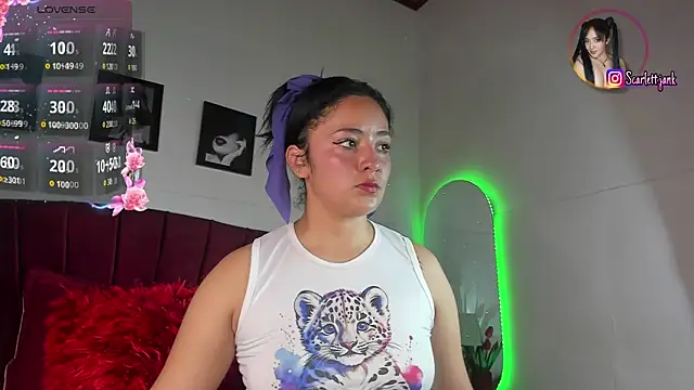 Snapshot of Scarlett_Jank chatting on July 20, 5:04 pm Scarlett Jank online show from July 20, 5:04 pm