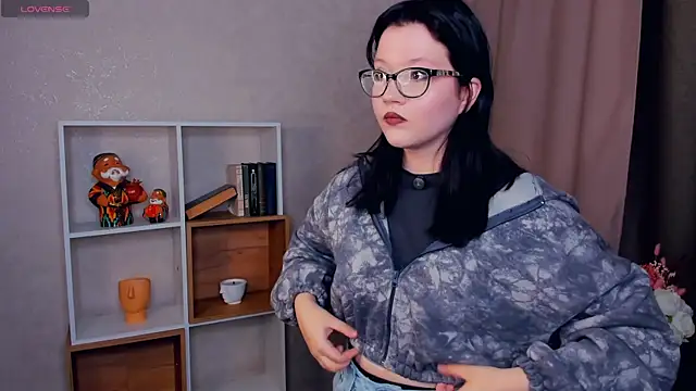 TishaFlaharty online show from November 5, 1:33 pm