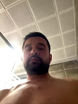 NiktirGit31 online show from December 15, 11:31 pm