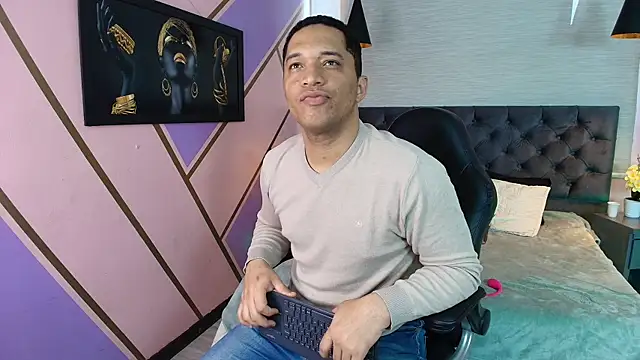 Kai santos  online show from November 6, 10:21 pm