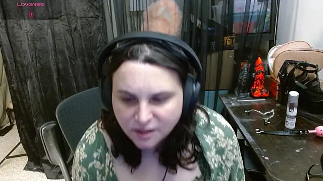 Salacious Sage online show from March 10, 11:54 pm