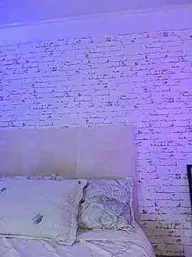 April Kay online show from November 27, 3:41 am