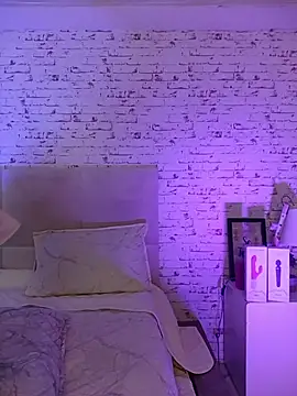 April Kay online show from January 8, 3:42 am