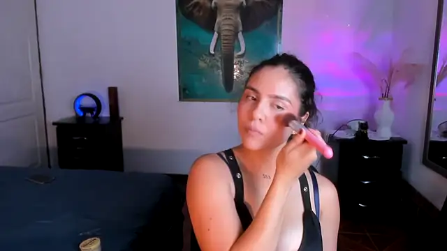 alisaa jhons1 online show from January 10, 9:30 pm