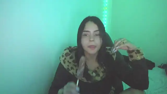 ScarlettG2004 online show from January 10, 12:01 am