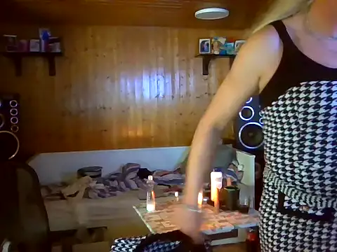 AgnesCross39 online show from December 2, 4:29 am