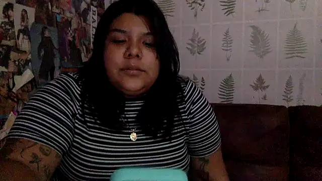 Snapshot of annoyedputa chatting on November 10, 4:55 am annoyedputa online show from November 10, 4:55 am