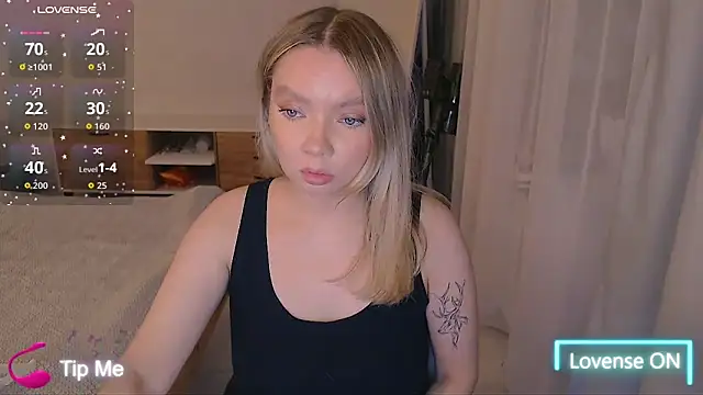 PolinaXXXXJones online show from December 15, 7:40 pm