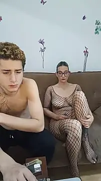 Snapshot of minervaystiven chatting on December 14, 6:08 am minervaystiven online show from December 14, 6:08 am