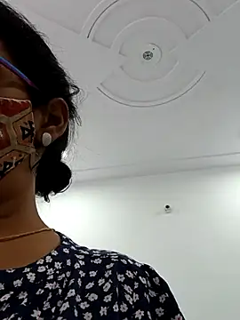 sanjana077 online show from February 22, 7:29 am