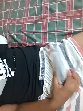 Snapshot of deduardo1302 chatting on December 17, 6:41 am deduardo1302 online show from December 17, 6:41 am