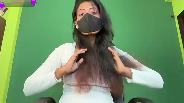 Snapshot of classy_kritii chatting on November 13, 7:40 am classy kritii online show from November 13, 7:40 am