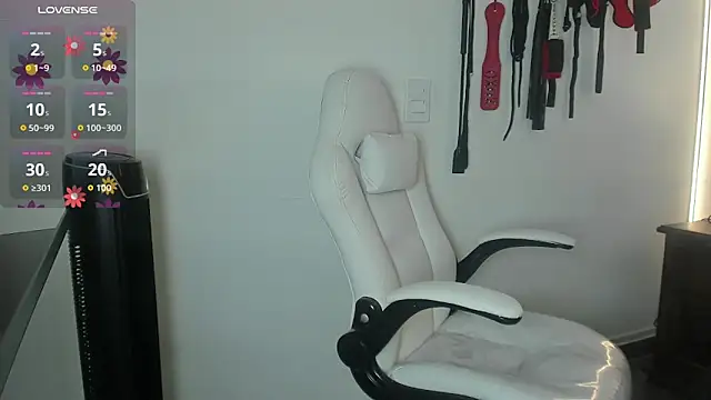  brianna11 online show from November 6, 1:01 pm