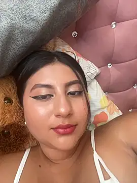 Roxy luck online show from November 12, 3:01 pm