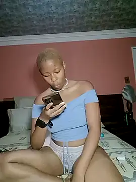 Snapshot of Prettyflowea chatting on November 8, 12:55 am Prettyflowea online show from November 8, 12:55 am