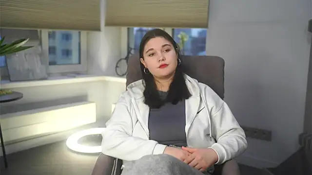 MonetBrinkman online show from November 12, 11:43 am