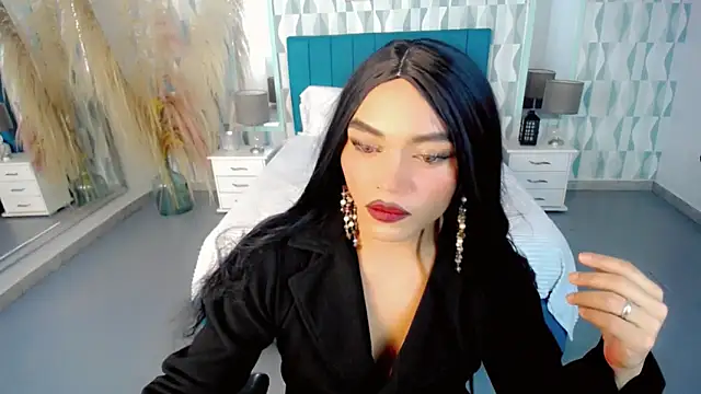 sebastian cruz  online show from November 17, 7:30 pm