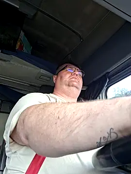 Grase44 online show from April 3, 5:27 am