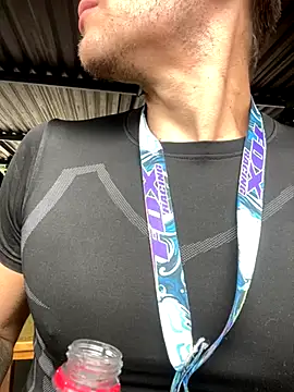 Snapshot of Nick_juniorrx chatting on November 9, 3:32 pm Nick juniorrx online show from November 9, 3:32 pm