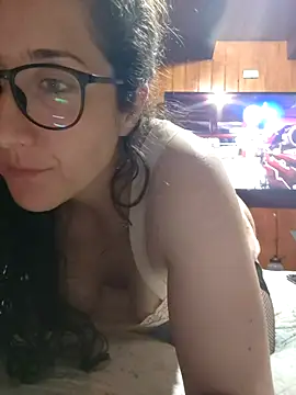 Snapshot of _sweetdelight_ chatting on February 16, 2:18 am sweetdelight online show from February 16, 2:18 am