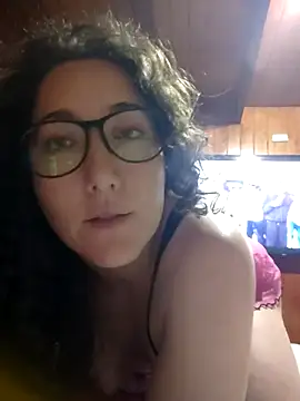 Snapshot of _sweetdelight_ chatting on February 24, 2:42 am sweetdelight online show from February 24, 2:42 am