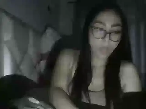 Snapshot of koralencanto chatting on November 8, 2:23 am koralencanto online show from November 8, 2:23 am