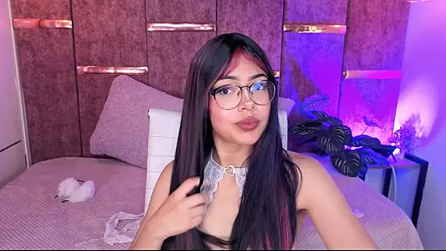 Snapshot of _ViolletteNoir_ chatting on November 25, 7:58 pm ViolletteNoir online show from November 25, 7:58 pm