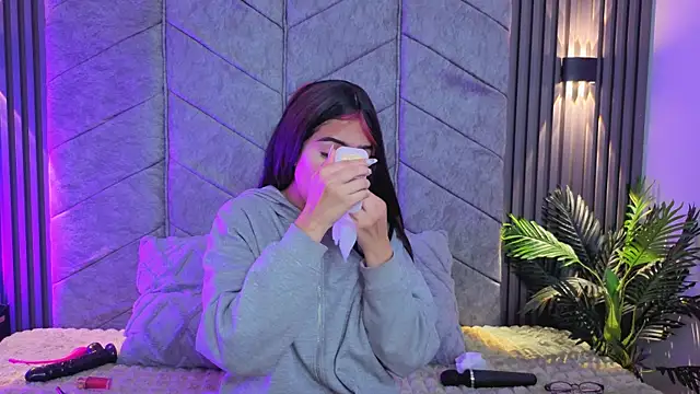 Snapshot of _ViolletteNoir_ chatting on November 30, 9:02 am ViolletteNoir online show from November 30, 9:02 am