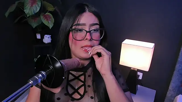 Amy whittee online show from March 20, 4:06 am