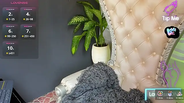 Emmafranco online show from November 8, 2:50 pm