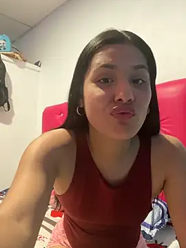 Snapshot of Chiquinquira3 chatting on April 7, 3:51 am Chiquinquira3 online show from April 7, 3:51 am