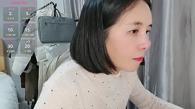 Snapshot of Wanwan61 chatting on November 22, 1:21 pm Wanwan61 online show from November 22, 1:21 pm